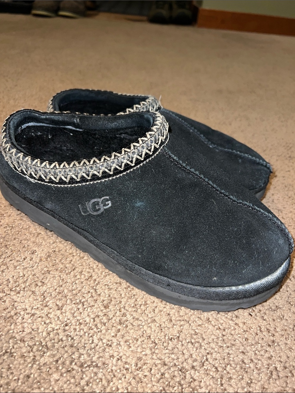 UGG Black Tasman black slip on mules size 9